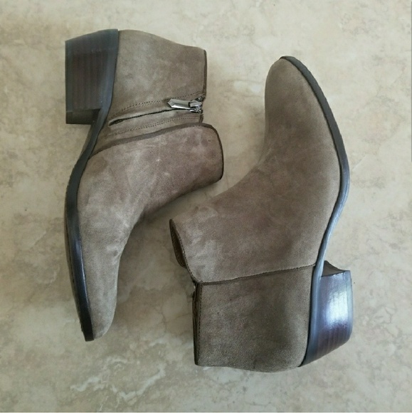 Sam Edelman Shoes - Sam Edelman Petty Moss Brown Suede Booties 7.5